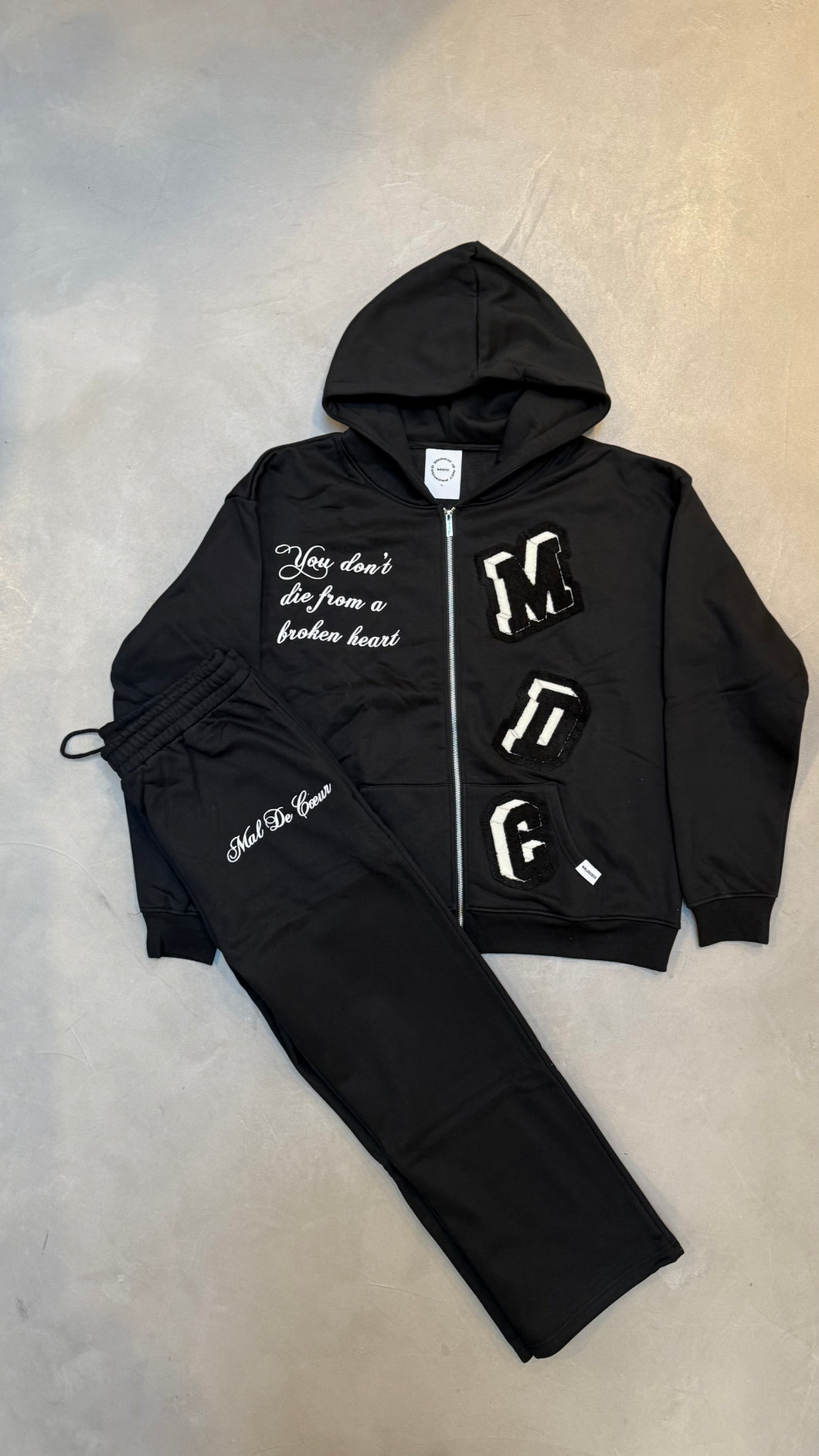 Mal De Coeur Set Black (Sweatpants + Zip up Hoodie)